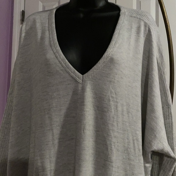 Gray Terra & Sky Lightweight Sweater - Size 3X (24W/26W) - Picture 2 of 10